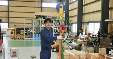 段ボール製造機械の修理・点検スタッフ